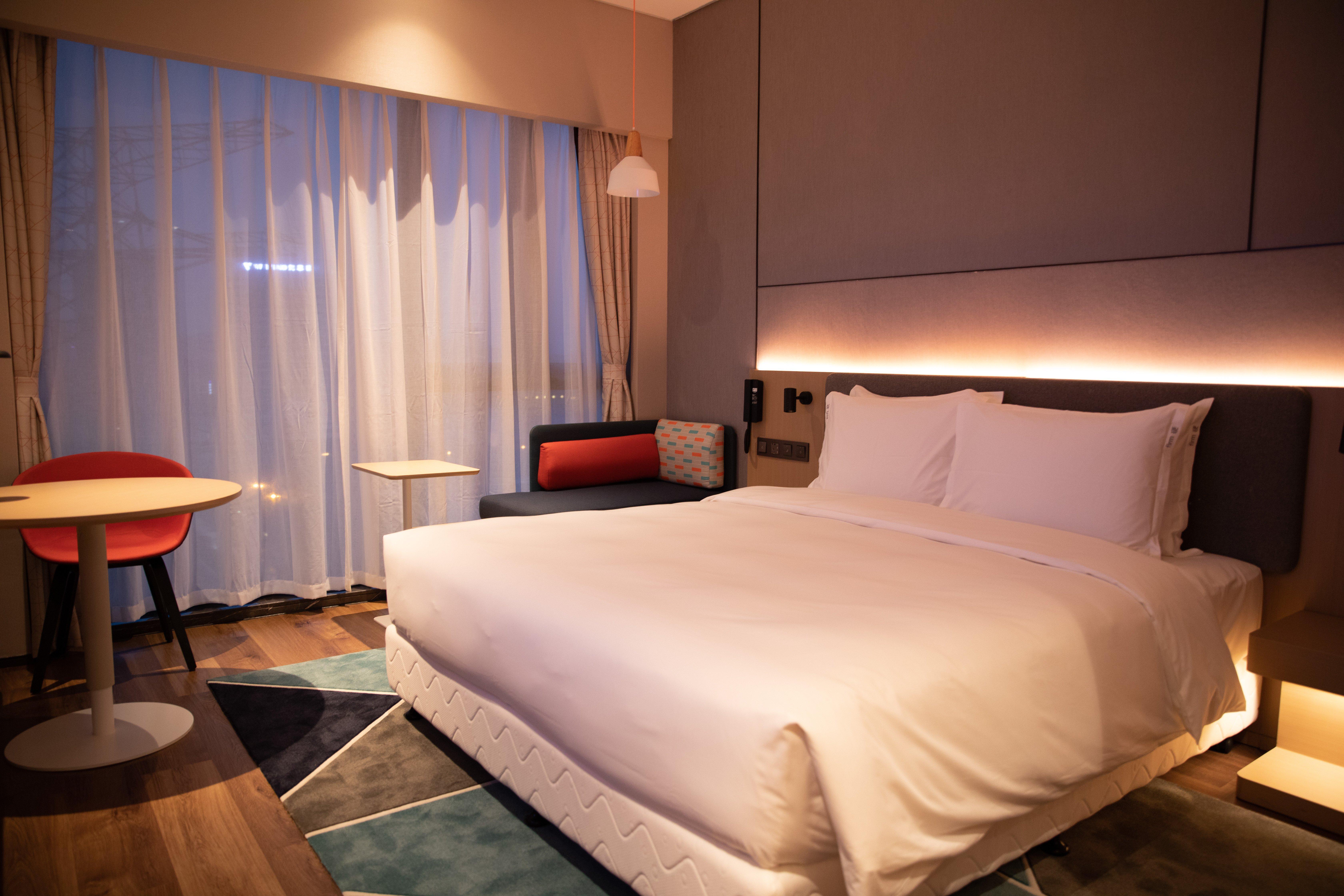Holiday Inn Express Shenzhen Longhua By Ihg Buitenkant foto